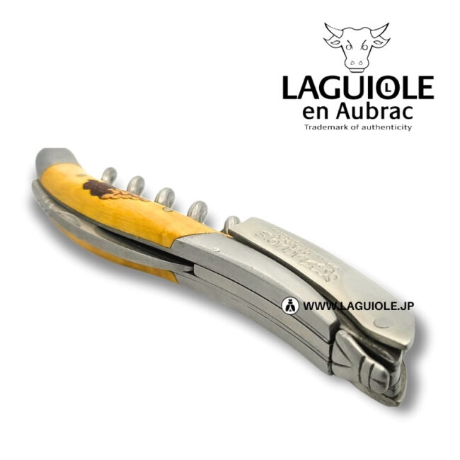 ラギオール ソムリエナイフ、ブドウ象嵌細工とツゲハンドル
